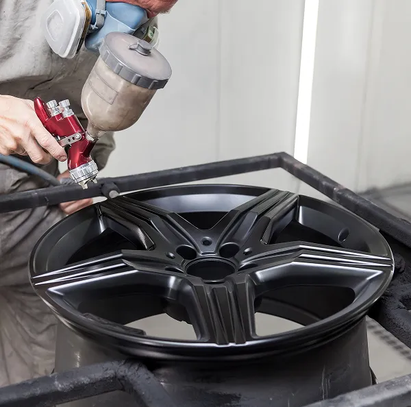 Rénovation de jantes aluminium et diamantées dans le garage Julien Martin à Guéret (23)